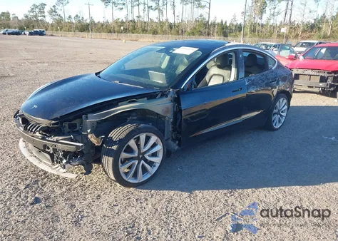 2020 Tesla Model 3 Long Range Dual Motor All-Wheel Drive z USA, uszkodzony, nr VIN 5YJ3E1EB0LF600649